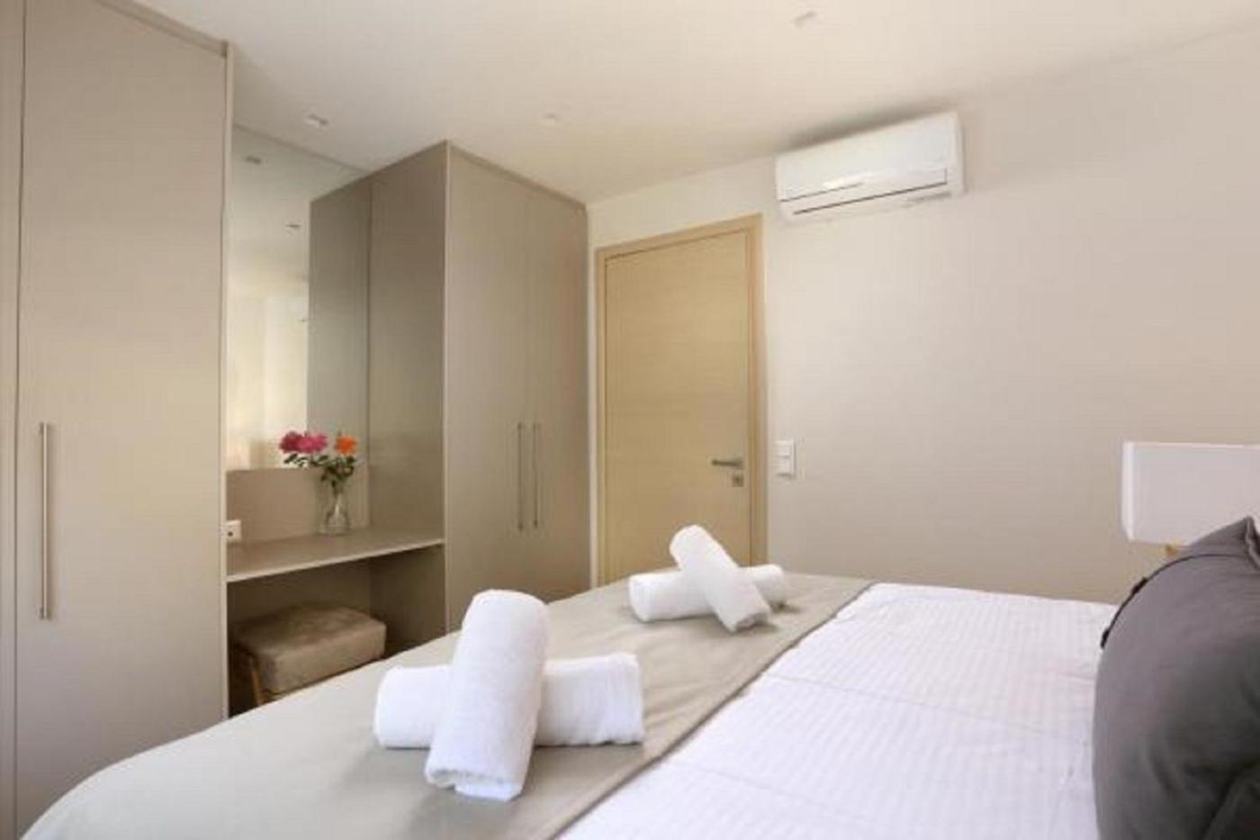 Hector Luxury * Athens